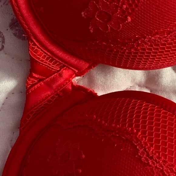 Victoria’s Secret Very Sexy Demi Push-Up Bra - Picture 4 of 6